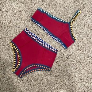 Kiini one shoulder bikini top